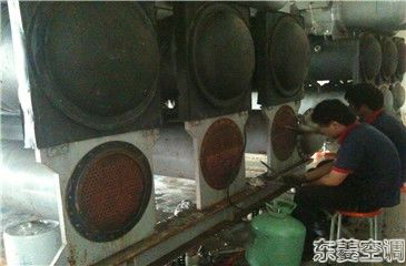 中央空調(diào)冷凝器怎樣清理？冷凝器的清理流程【詳細(xì)說明】
